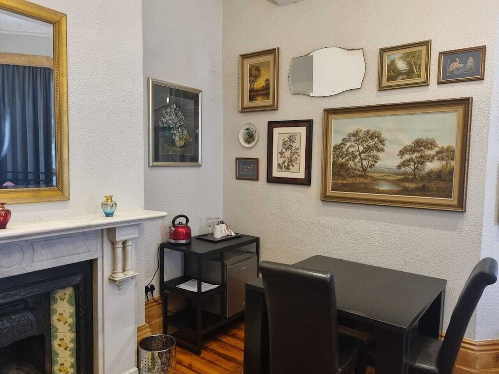 Ashanti Guest House Gardens Hostel 36/50