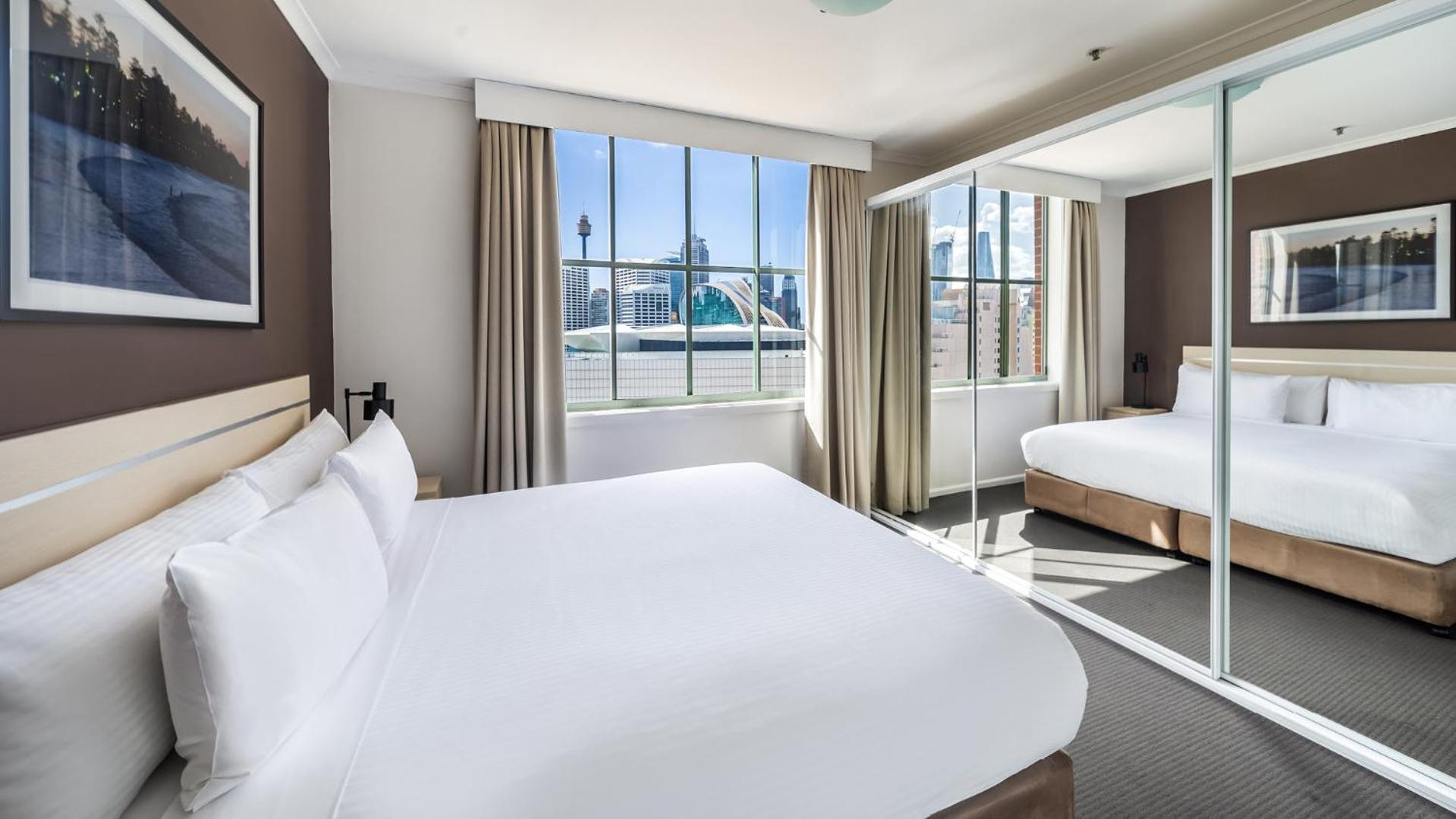 2 Bedrooms, Apartment, City Skyline View, 2 Bathrooms