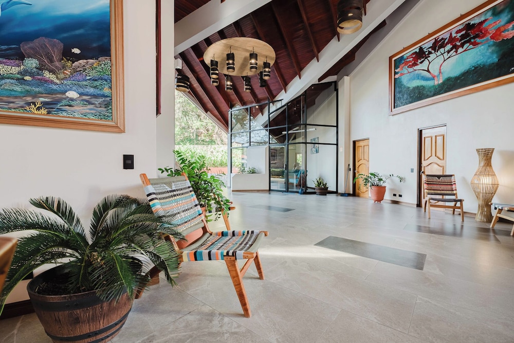 Papagayo Golden Palms Beachfront Hotel 46/65