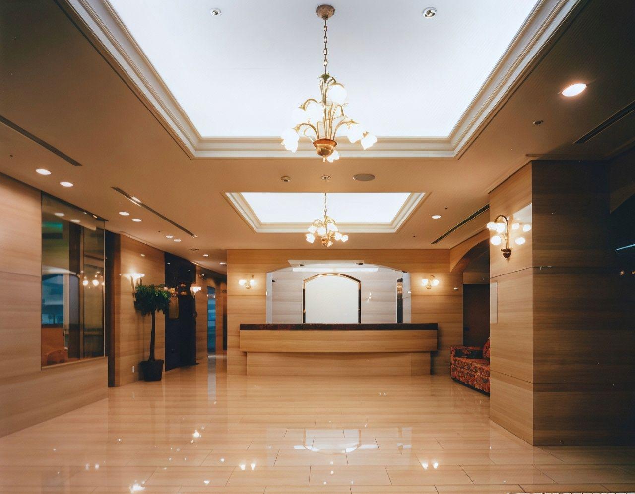 Hotel Crest Dio 6/14