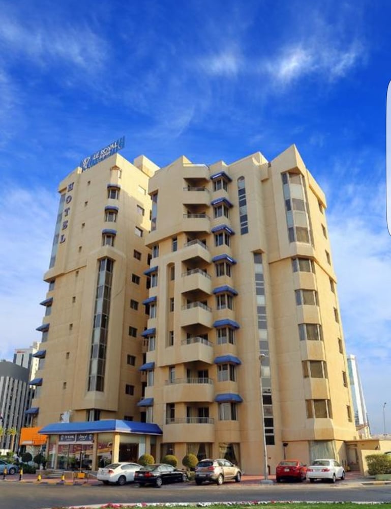 LE ROYAL Express Sharq Hotel in KUWAIT