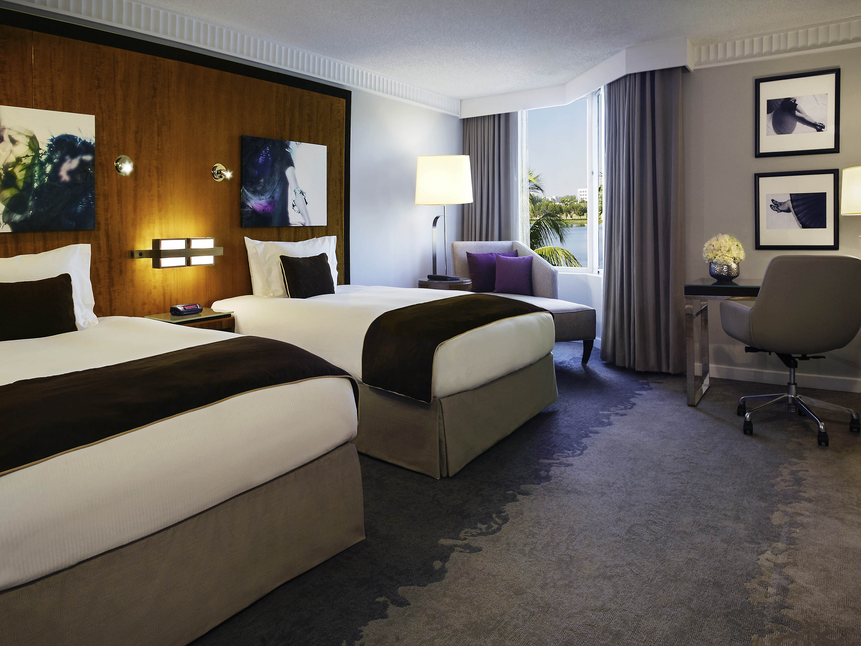 DELUXE, 2 DOUBLE BEDS, WITH VIEW, LAGOON SIDE OR TOP FLOOR