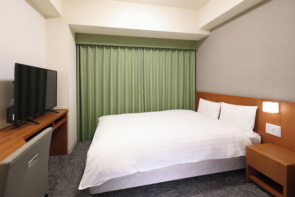 Moderate, Double Bed, Smoking