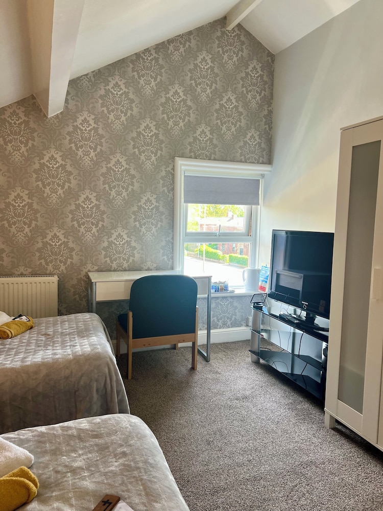 St Andrews House Hotel 34/50