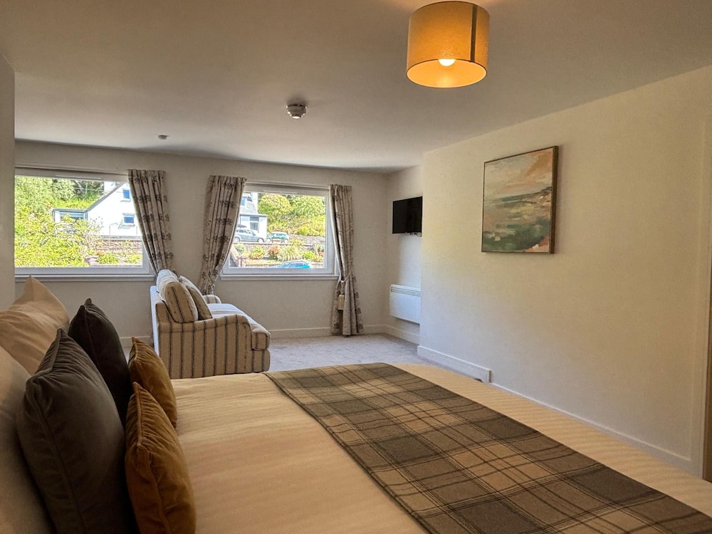 Harbour House B&B 24/48