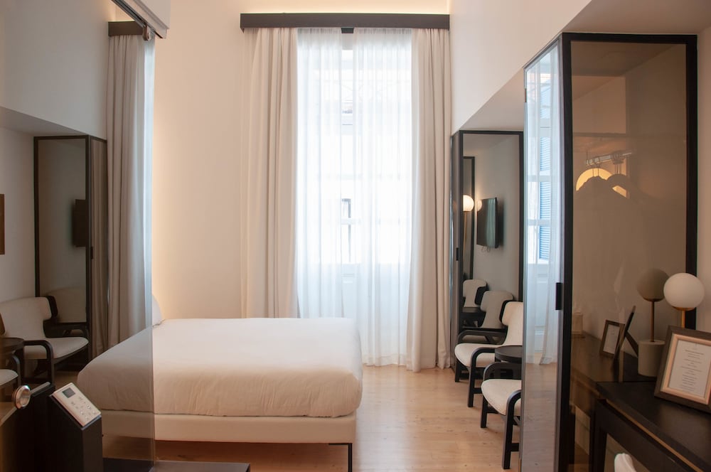 S Paul Hotel 16/50