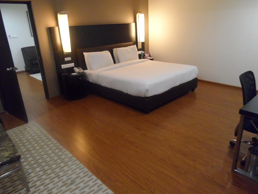 Minerva Grand - Kondapur 9/24