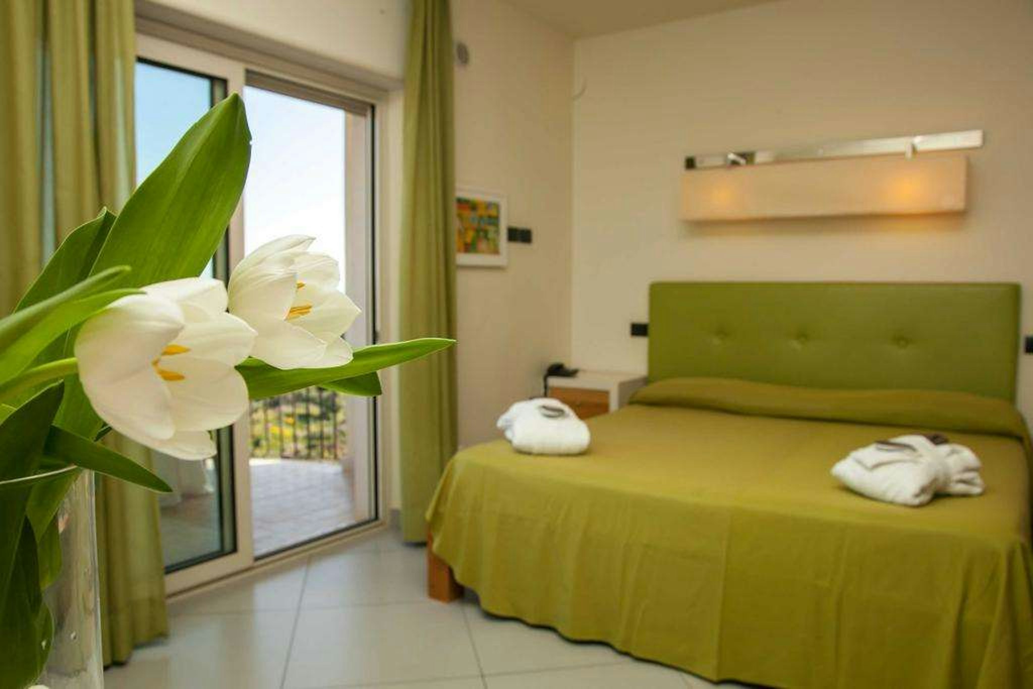 4 Spa Resort 12/47