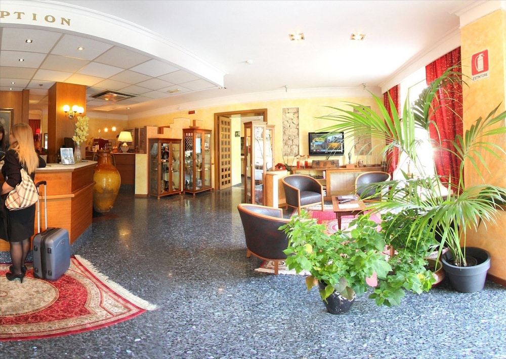 lobby