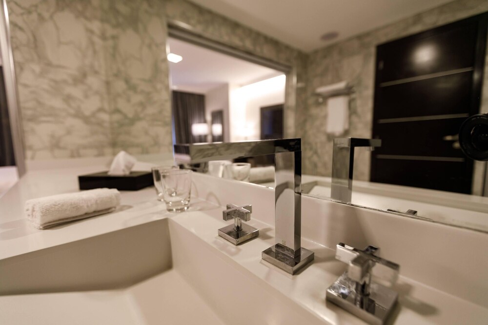 Hilton Garden Inn Santiago del Estero 67/78