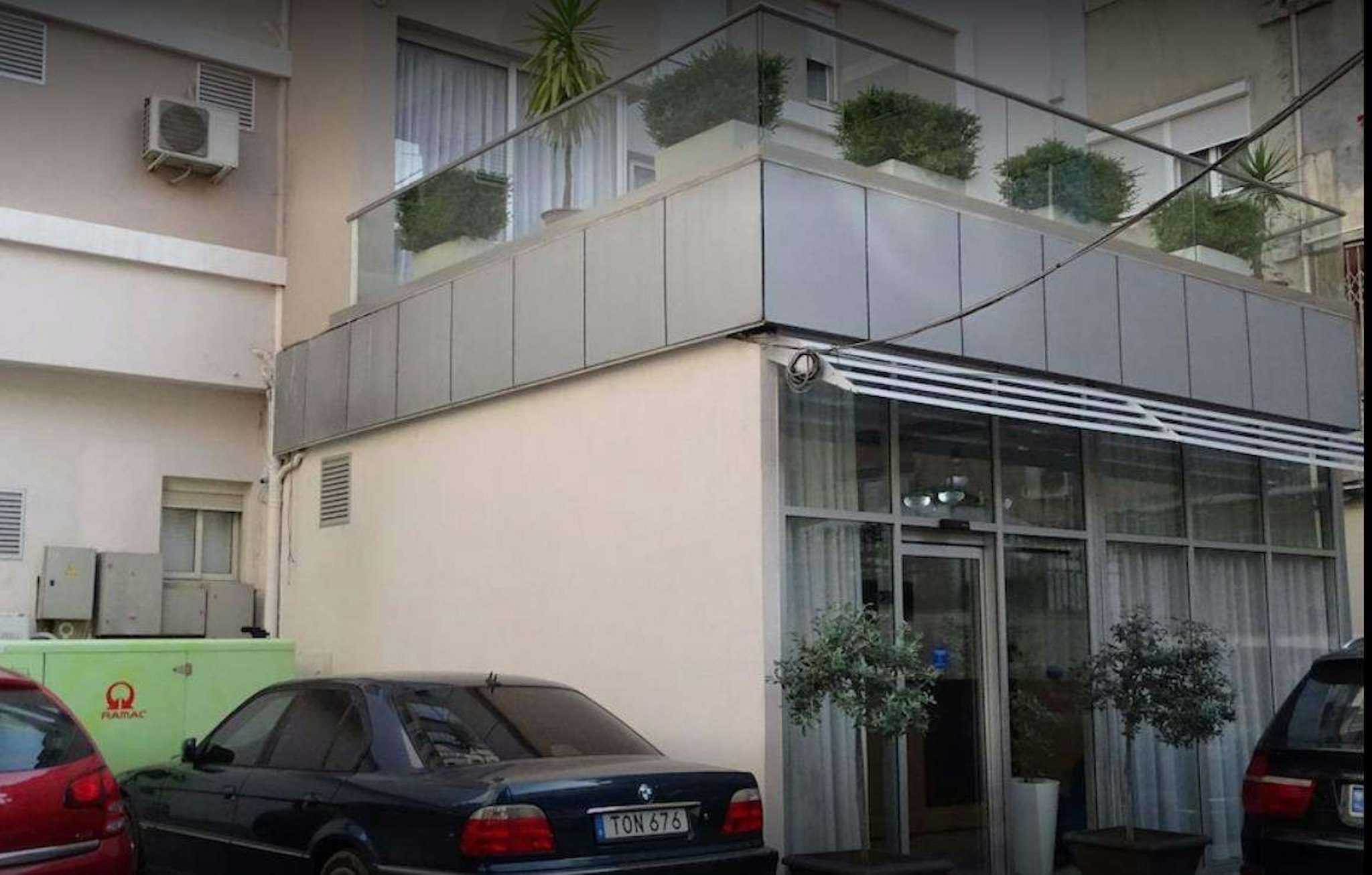 SIGNATURE IDEA HOTEL 19/20