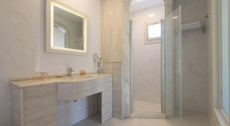 Alacati Kostem Hotel 29/29