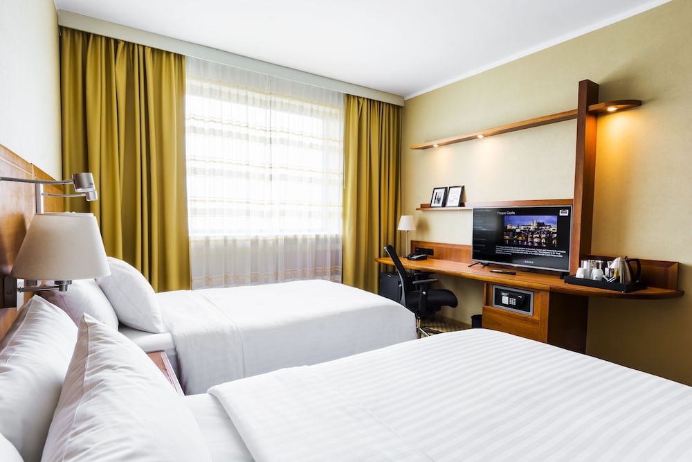 Courtyard By Marriott Pilsen 11/55