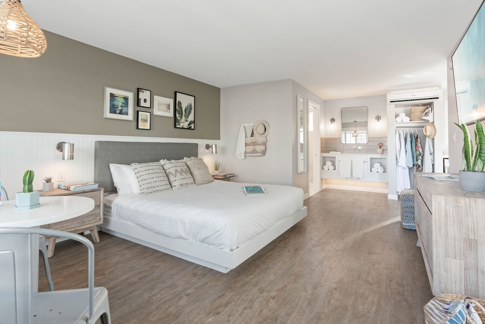 ROOM, OCEAN VIEW, BALCONY