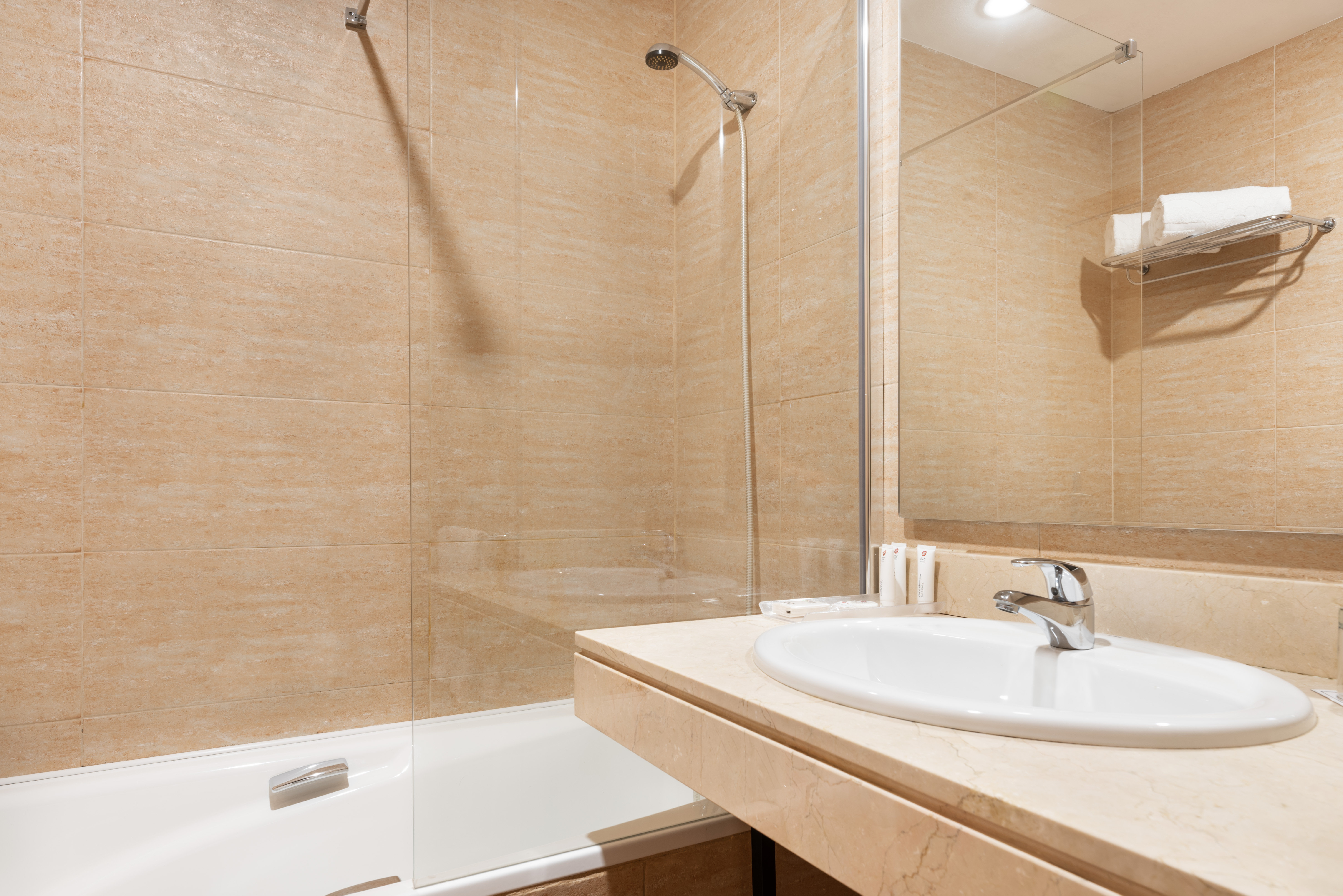 APARTAHOTEL EXE CAMPUS SAN MAMES 43/47