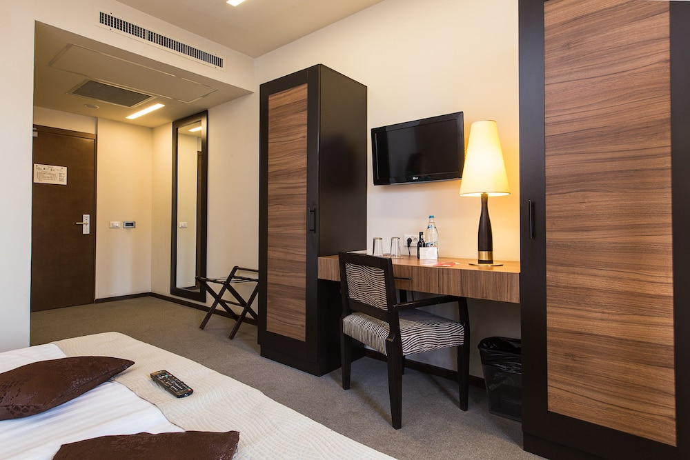 Europa Royale Bucharest Hotel 26/77