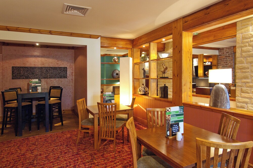 Premier Inn Cwmbran 24/31