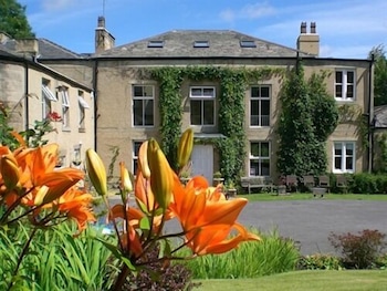 Hedgefield House 2/34