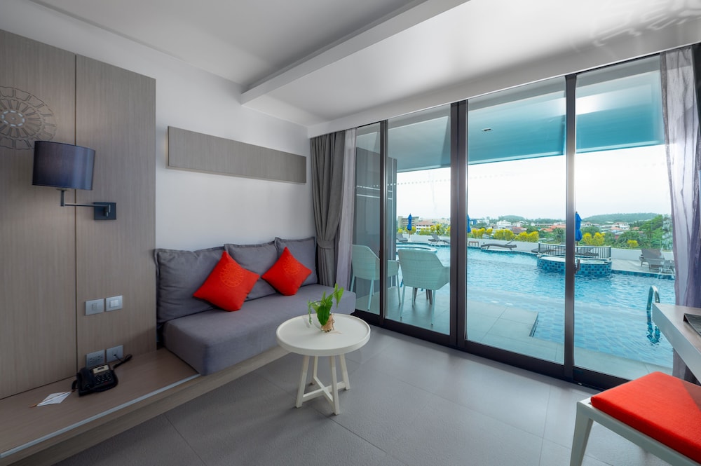 The Yama Hotel Phuket 36/74