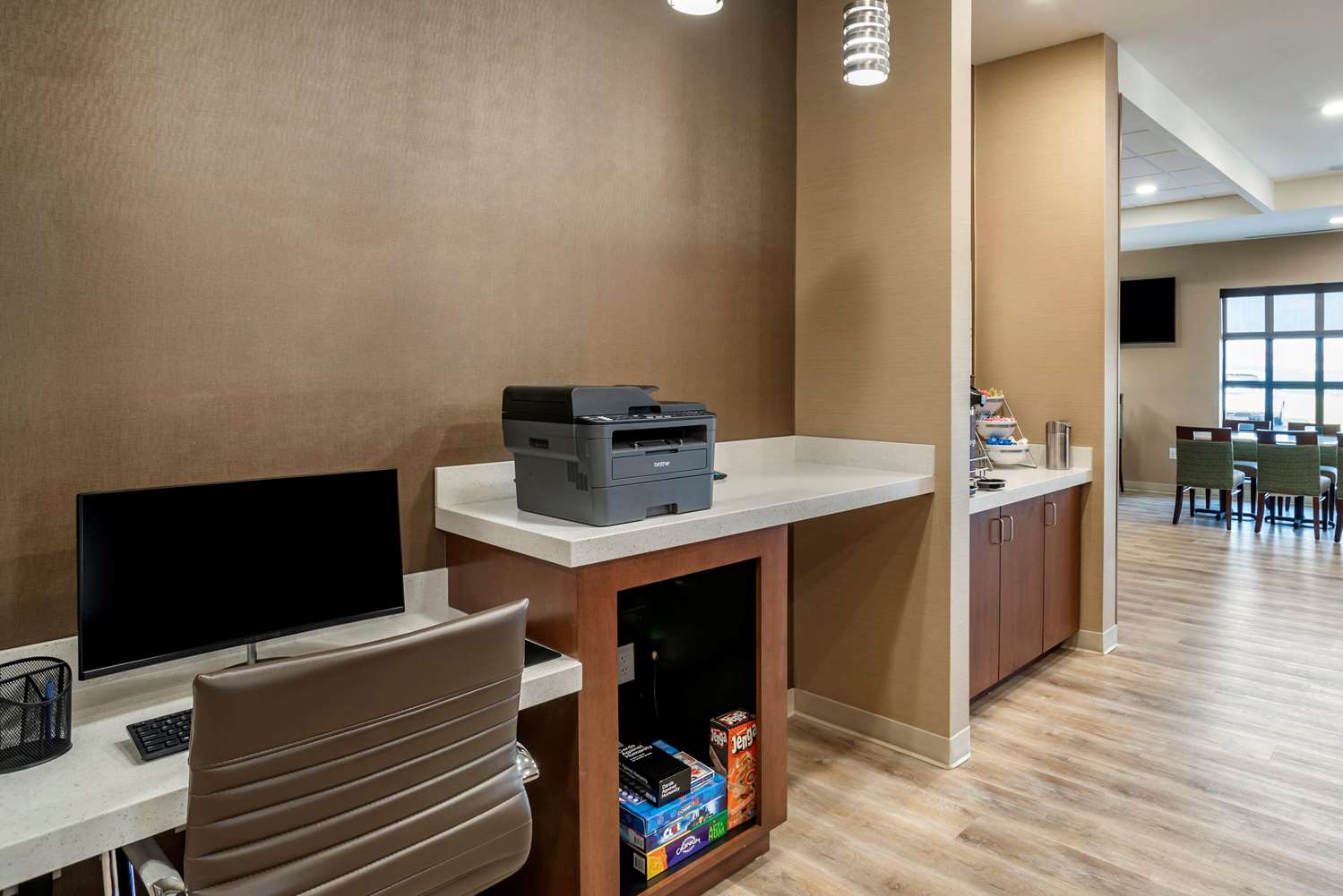 Comfort Inn & Suites Harrisonburg 13/15