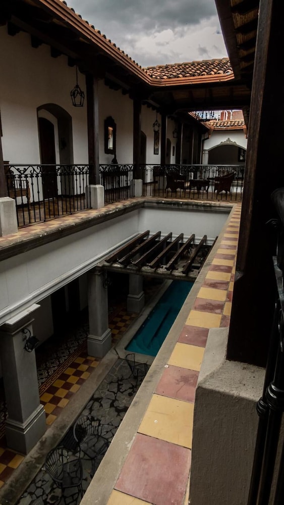 LA GRAN FRANCIA HOTEL AND RESTAURANT 6/48