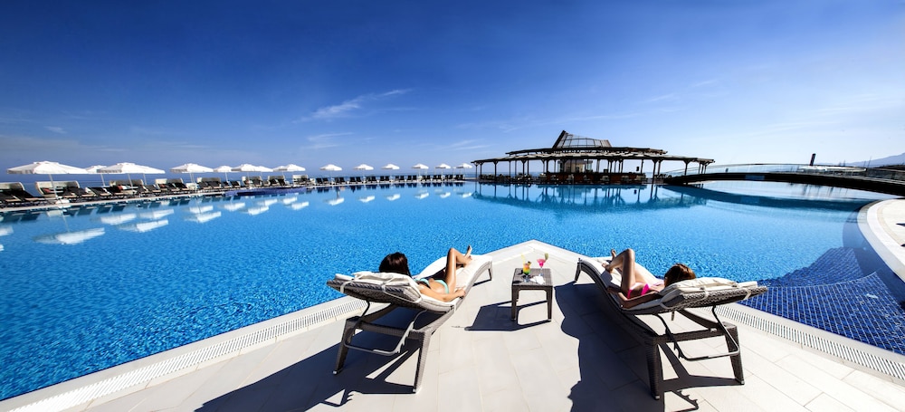 Elexus Hotel Resort & SPA & Casino 45/50