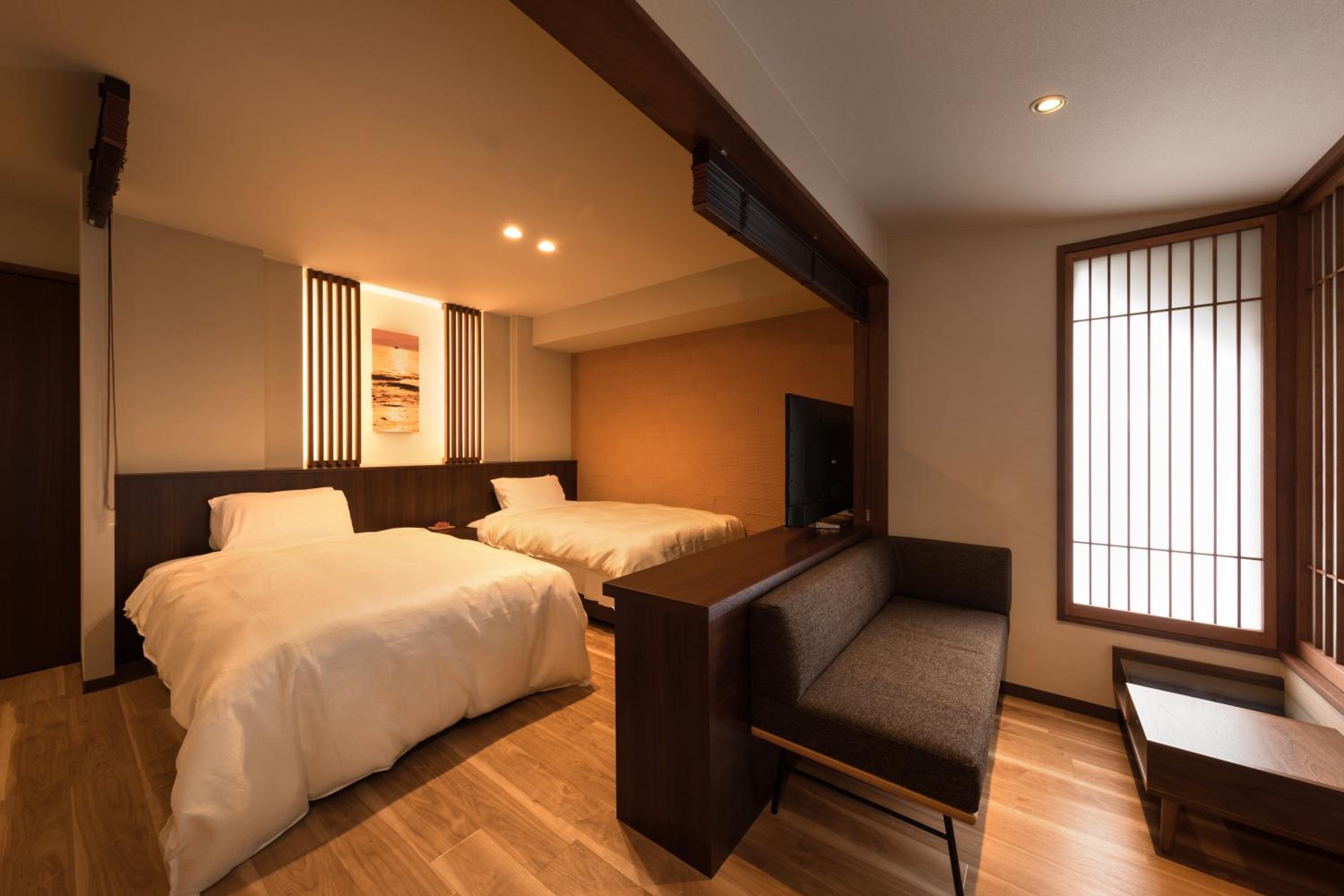 Semi Room, Standard, 2 Semi Double Beds, Bathtub