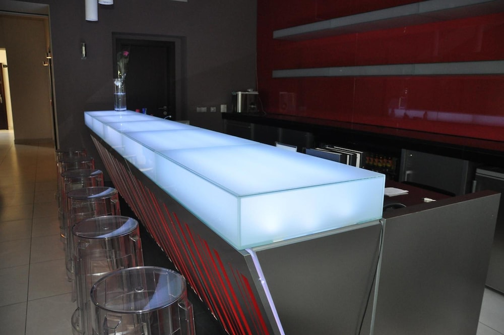 Red And Blue Design Hotel Prague 39/57