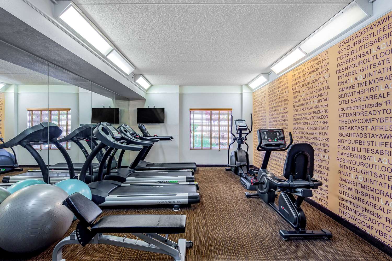 La Quinta Inn And Suites By Wyndham Fremont Silicon Valley 34/56