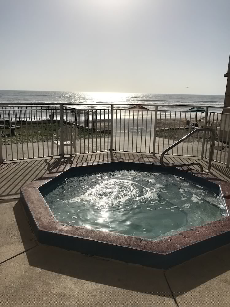 Makai Lodge 12/19