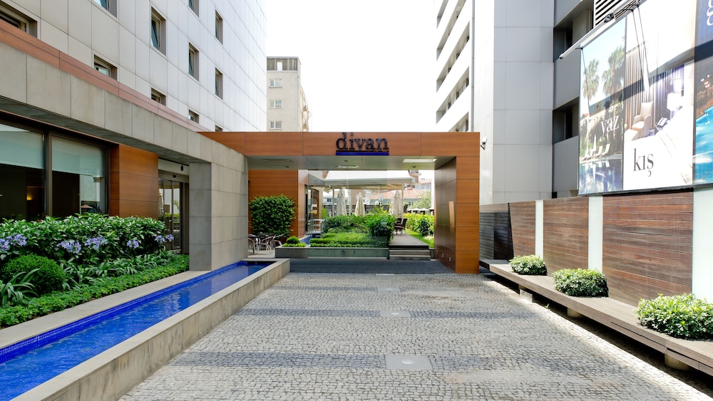 Divan Istanbul City 49/54