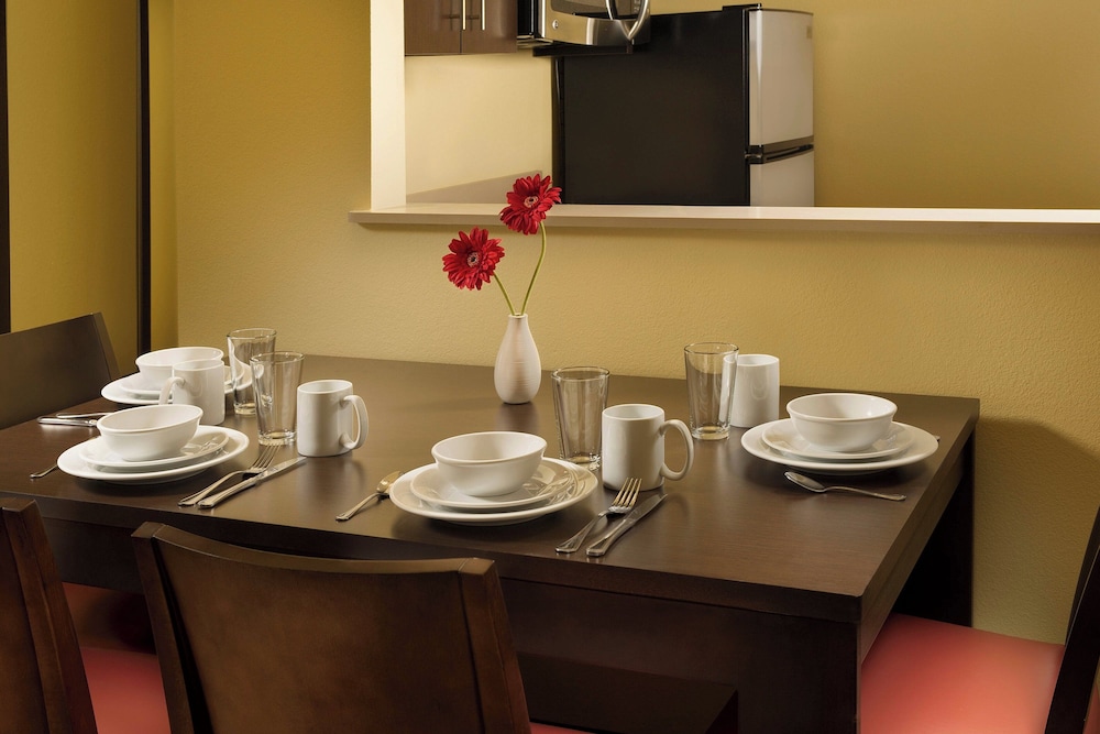 TownePlace Suites by Marriott Dallas DFW Airport North/Grapevine 17/50