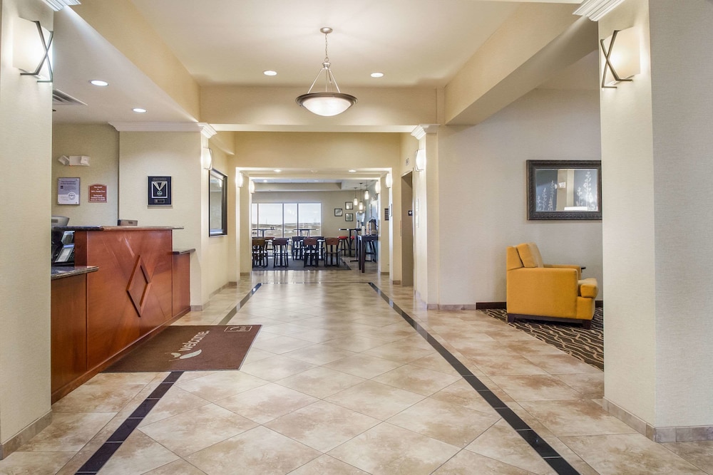 Sleep Inn & Suites Rapid City 5/35