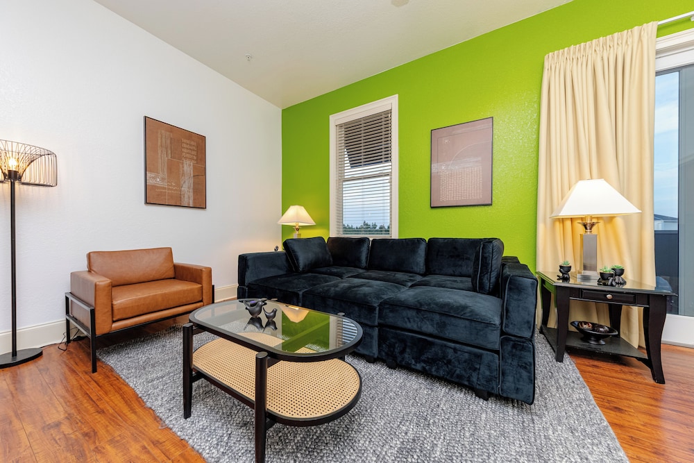 30 A Suites 57/79