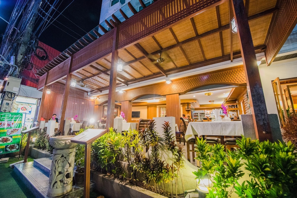 Fresh Inn Hotel 56/64