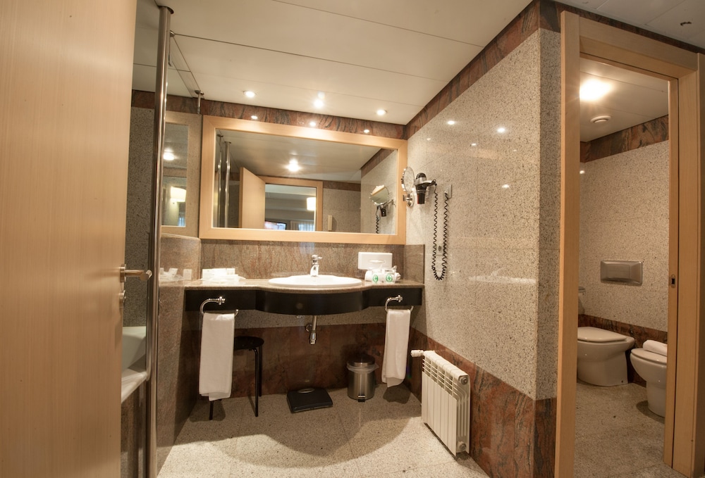 Suites Plaza Hotel & Wellness 49/50