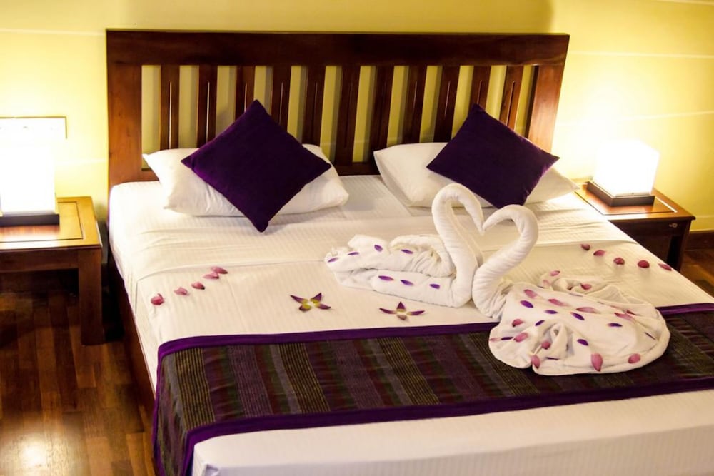 Kamili Beach Villa 8/34