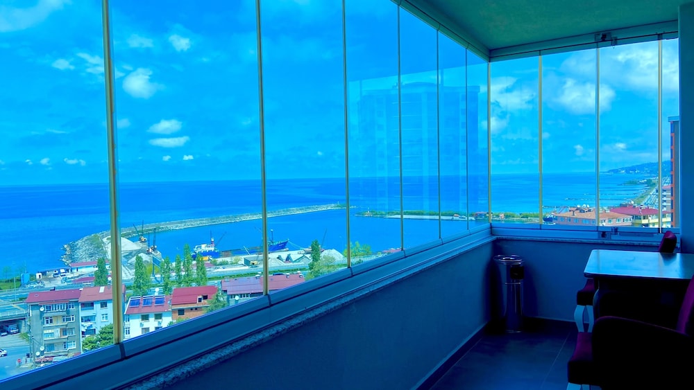 Caykent Suites Deluxe Hotel 24/50