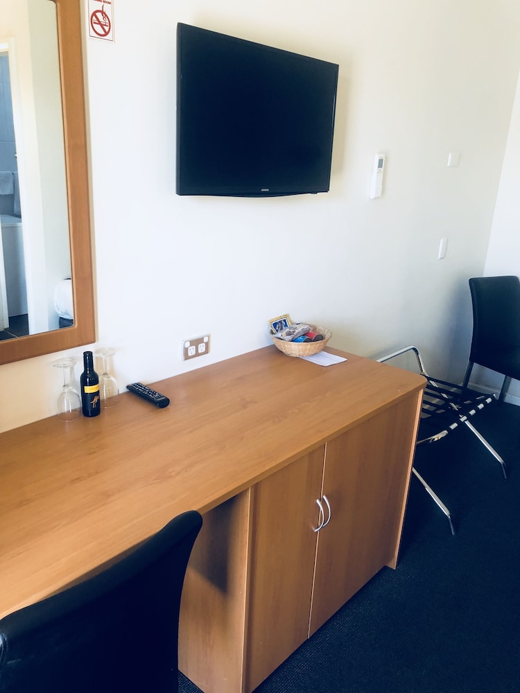 IBIS STYLES BROKEN HILL 38/48