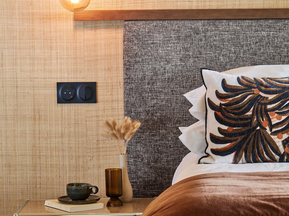 Mercure St Malo Front de Mer Hotel 26/48