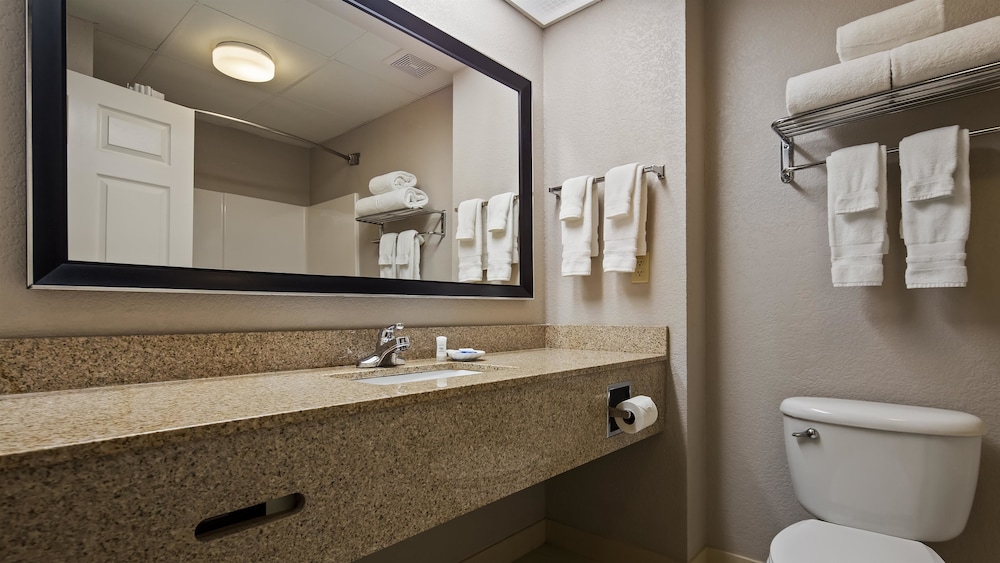 Best Western Lake Cumberland Inn 16/42