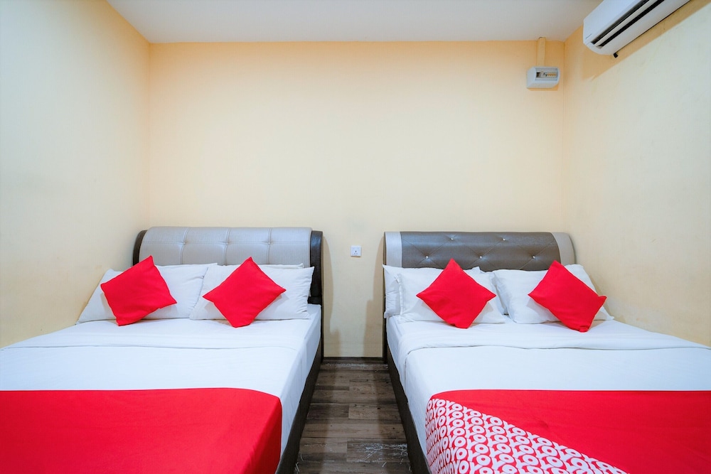 Oyo 89807 My Budget Home 12/18