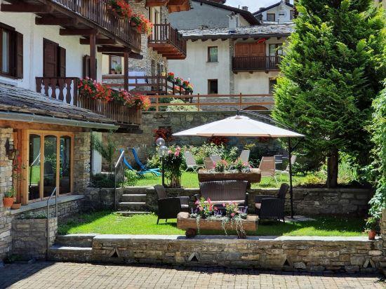 Hotel Edelweiss 15/18