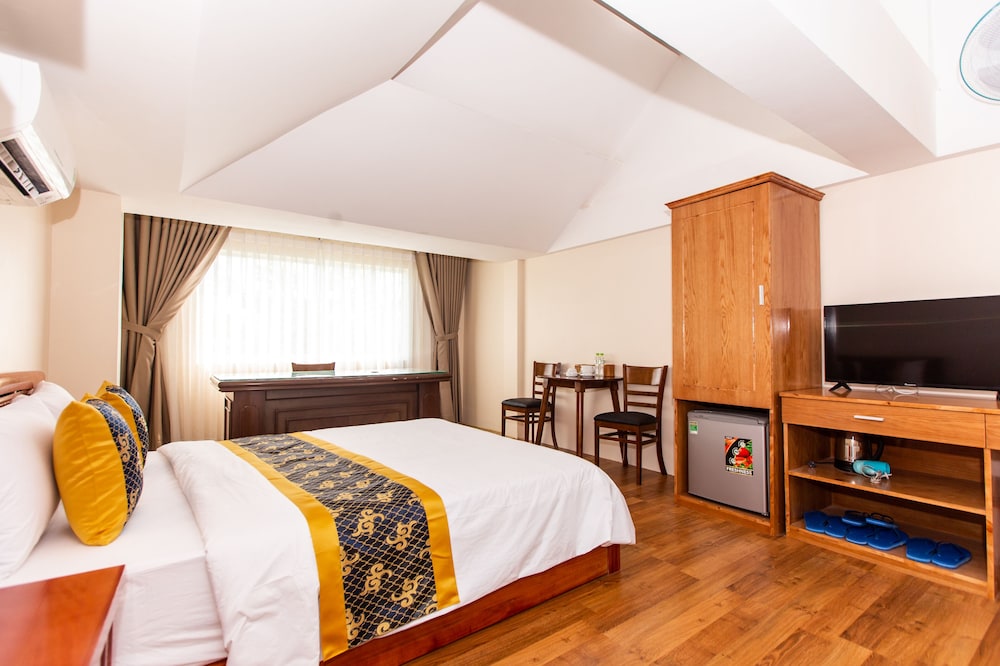 Hoa De Nhat Hotel 18/55