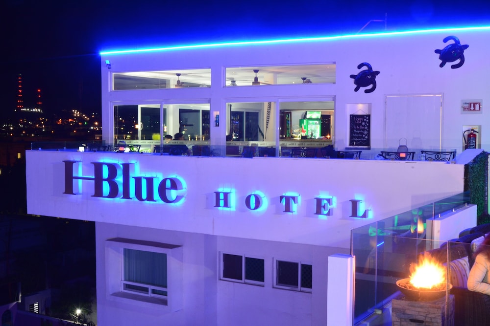 Hotel Blue Business Class 5/50