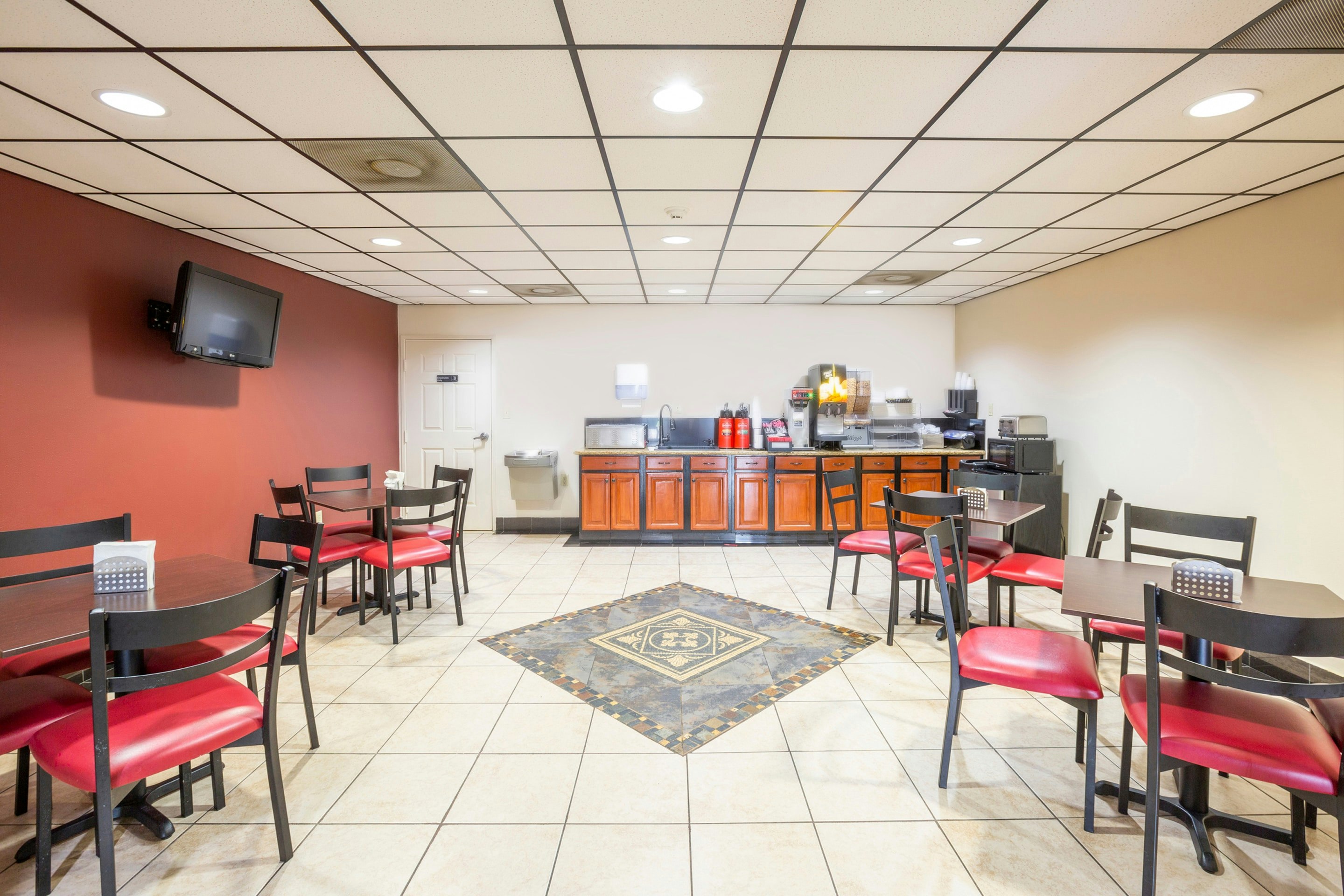 OYO Hotel LSU 60/70