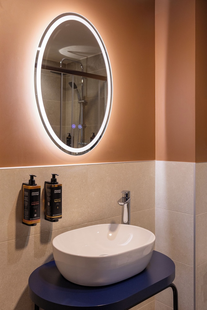 Duplex, Privilege, Double Bed, Mercure Brussels Centre Rogier 5/10