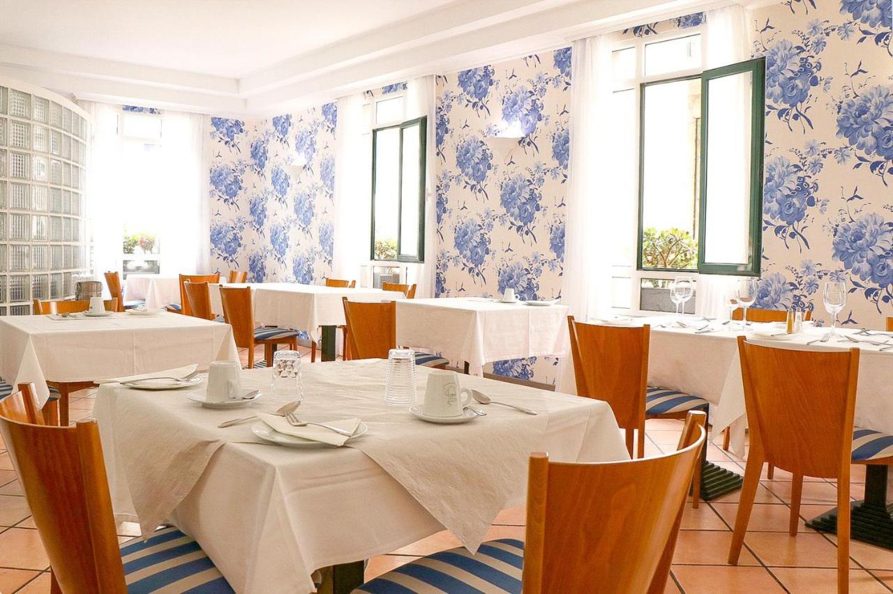 Hotel Amparo 29/36