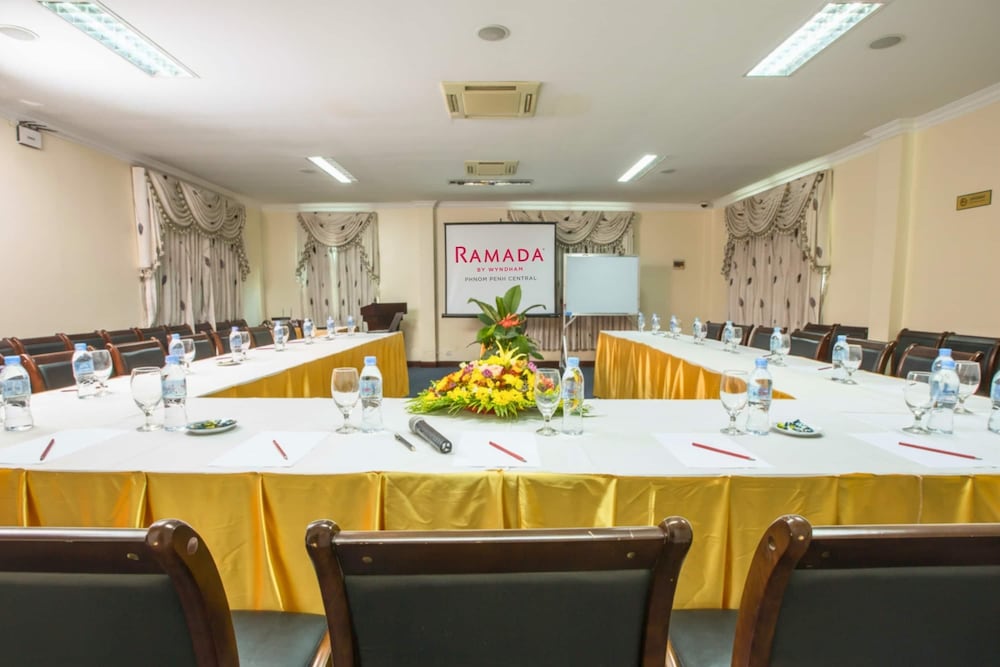 Ramada by Wyndham Phnom Penh Central 35/38
