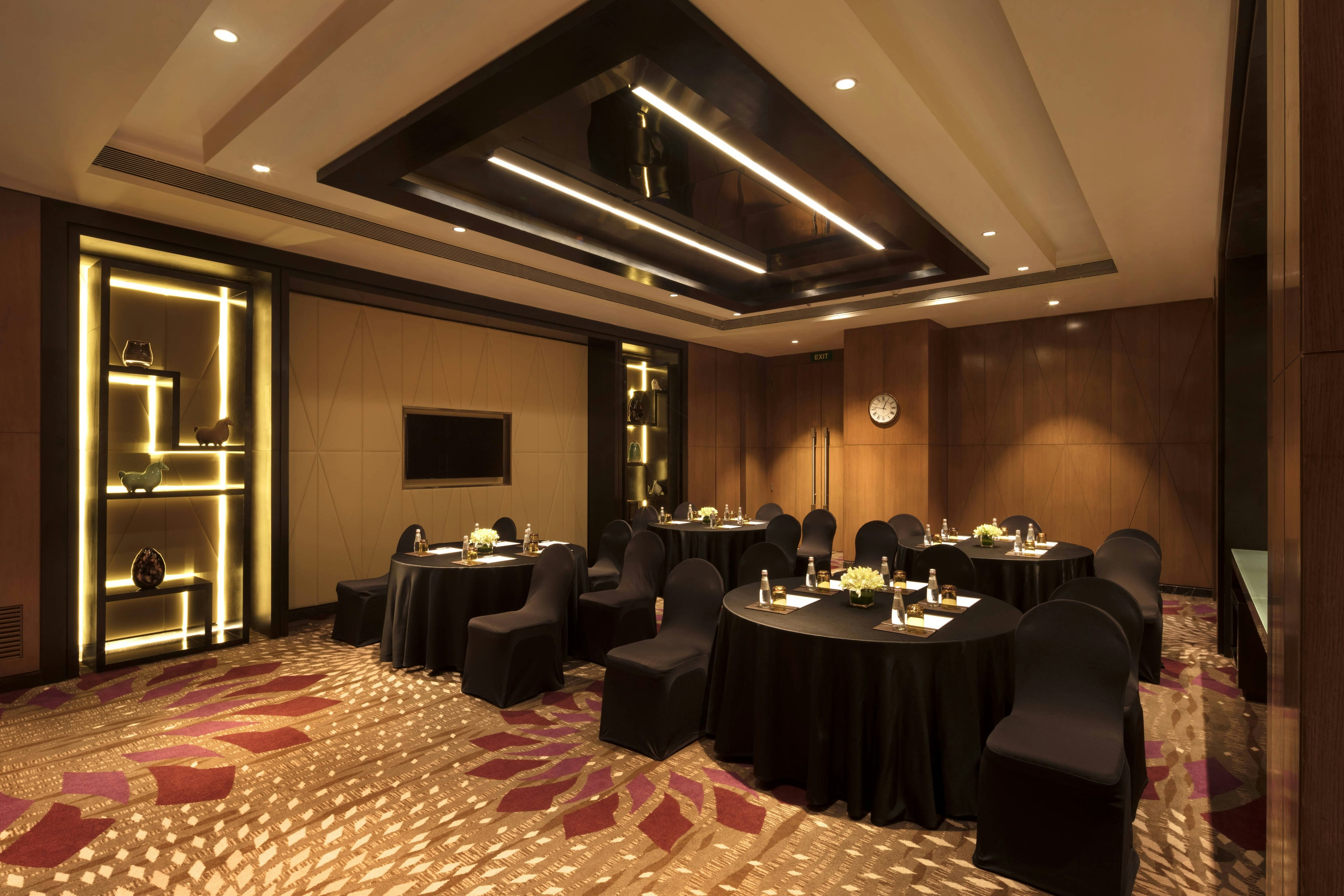 Jw Marriott Hotel Mumbai Sahar 36/40